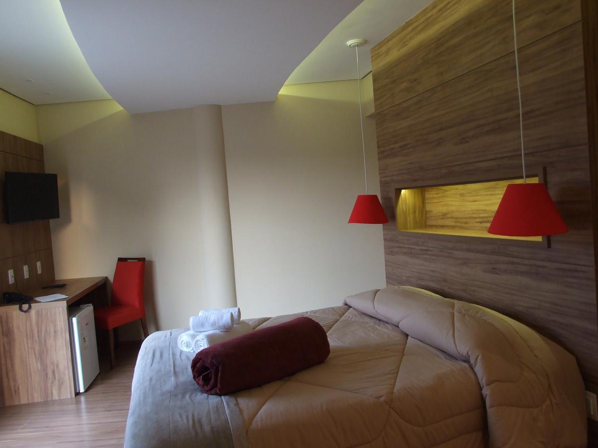 Vivas E Casa Hotel 3*